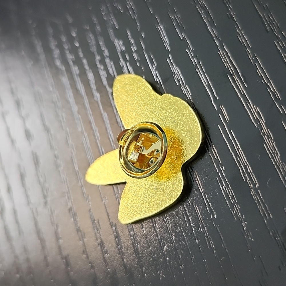 Crab Ragoon Enamel Pin - Picture 2 of 3